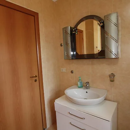 Alta Vista Apartment *